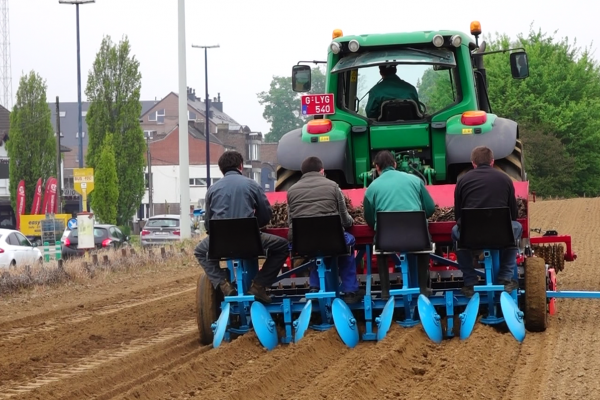 Démonstration de plantation, Gembloux, 05/05/2017