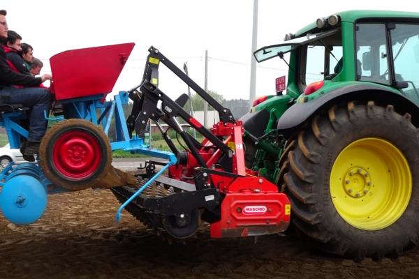 Démonstration de plantation, Gembloux, 05/05/2017